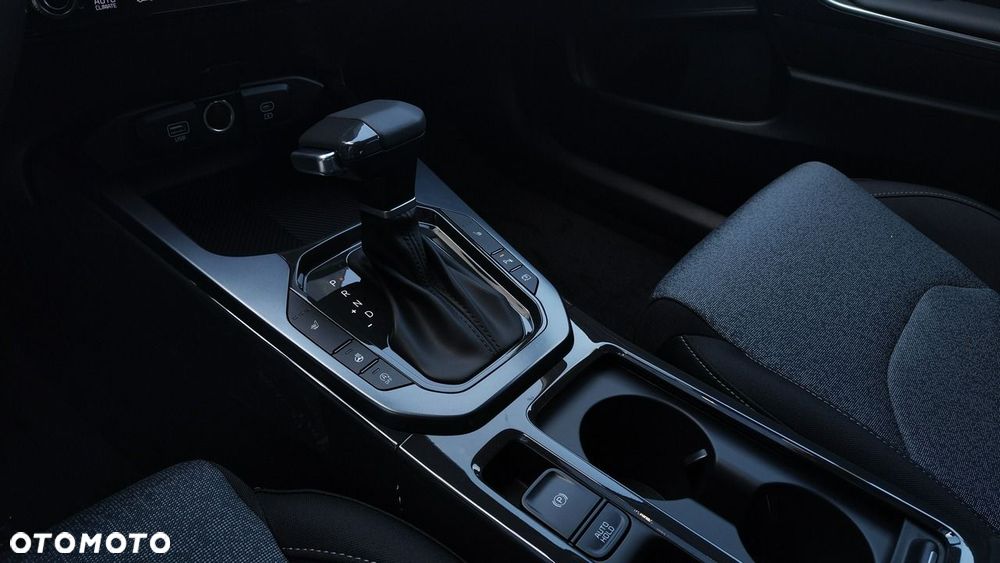 Kia XCeed - 13