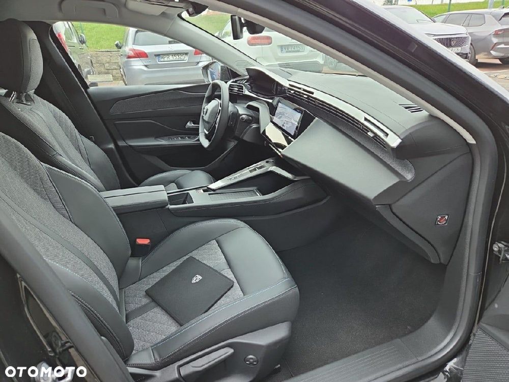 Peugeot 408 1.2 PureTech Allure S&S EAT8 - 12