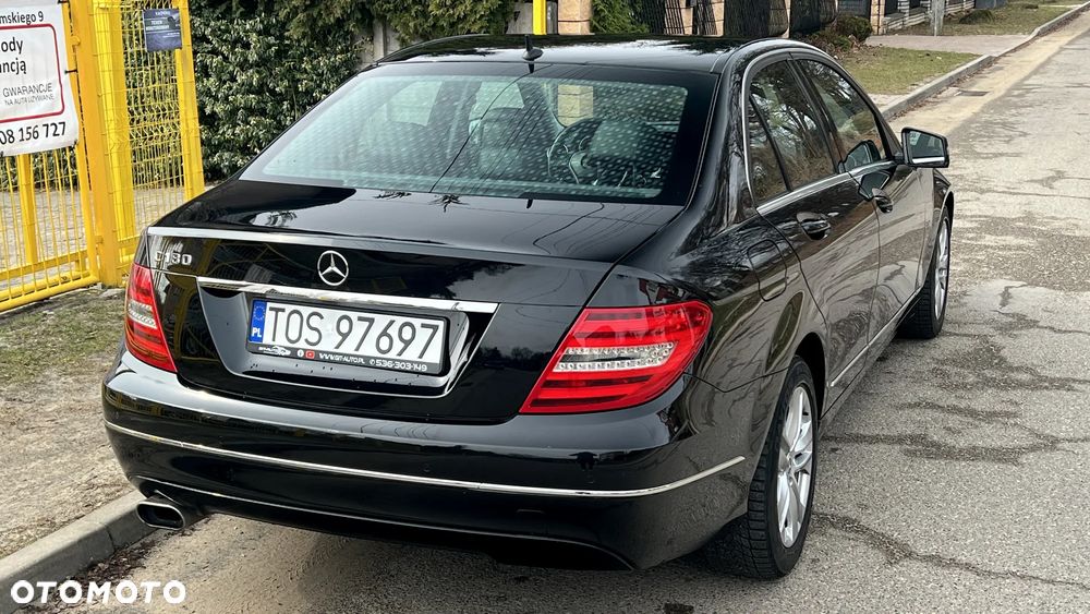 Mercedes-Benz Klasa C 180 BlueEFFICIENCY 7G-TRONIC Avantgarde - 17