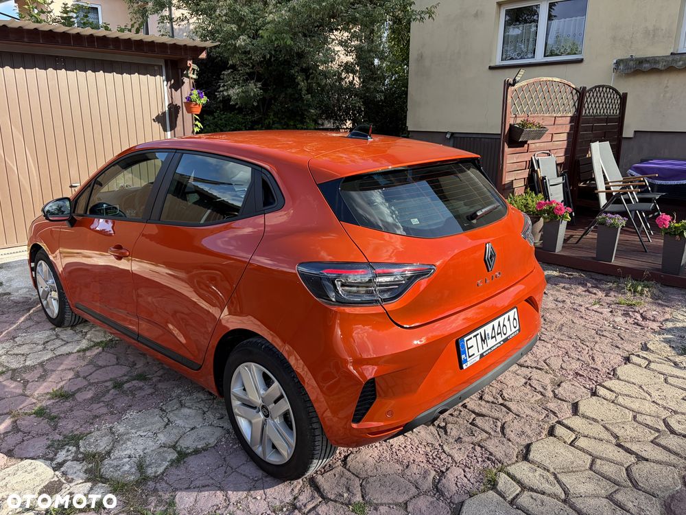 Renault Clio - 10