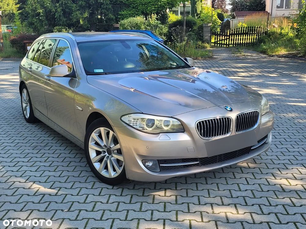 BMW Seria 5 520d Touring - 1