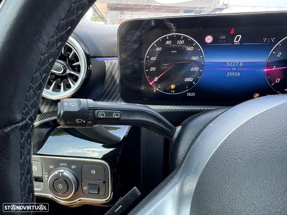 Mercedes-Benz A 200 Progressive Aut. - 32