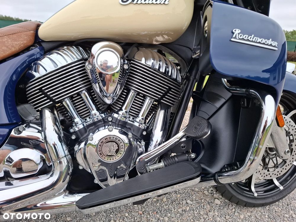 Indian Roadmaster - 12