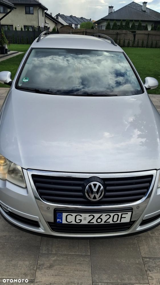 Volkswagen Passat - 14