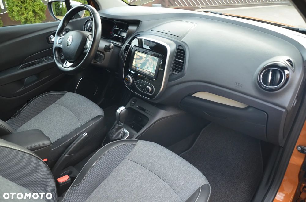 Renault Captur 1.3 Energy TCe Initiale Paris EDC - 23