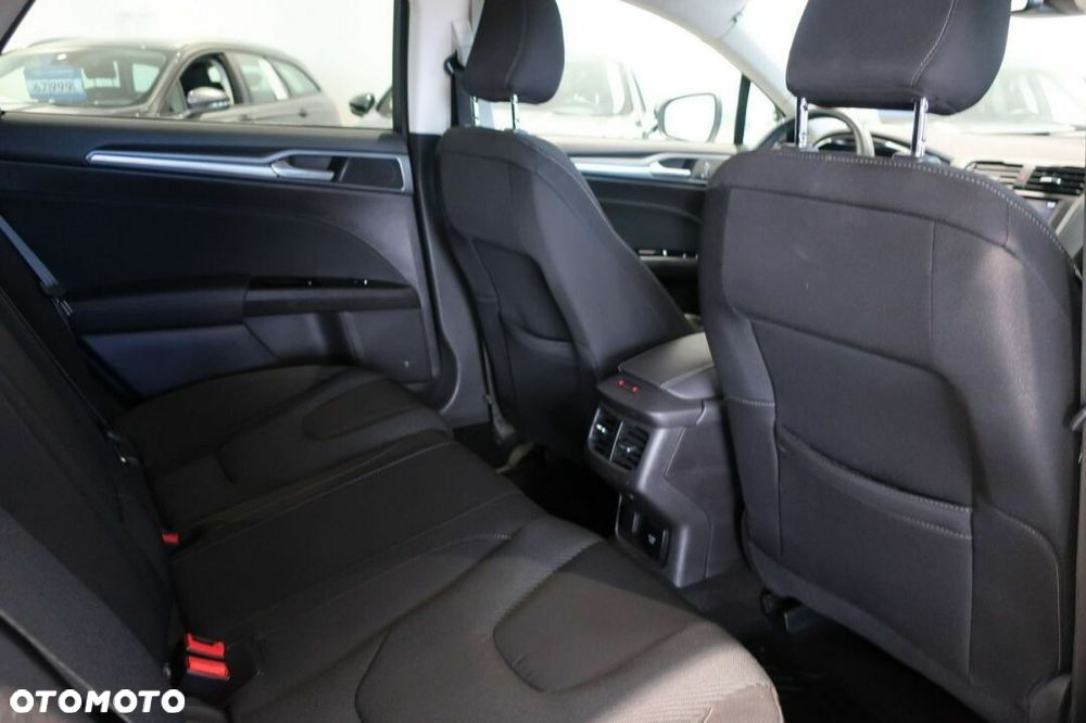 Ford Mondeo 2.0 TDCi Titanium - 13