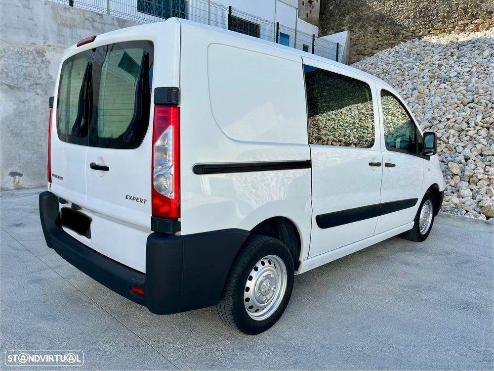 Peugeot Expert - 18