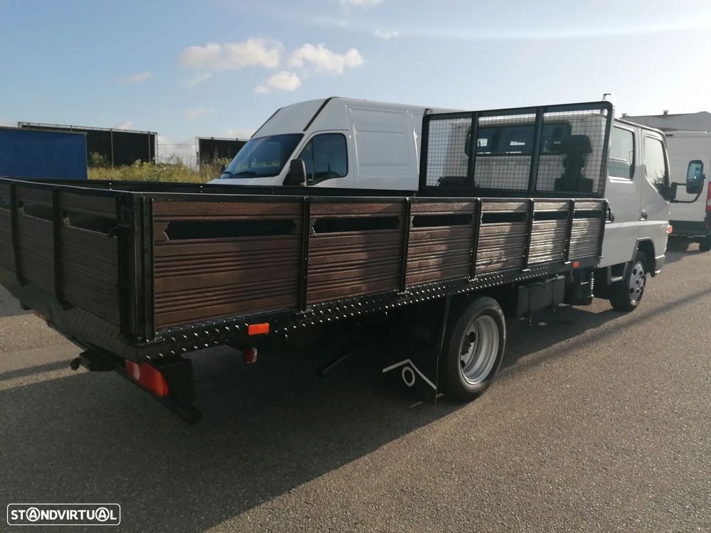 Mitsubishi Canter fuso C/Dupla - 3