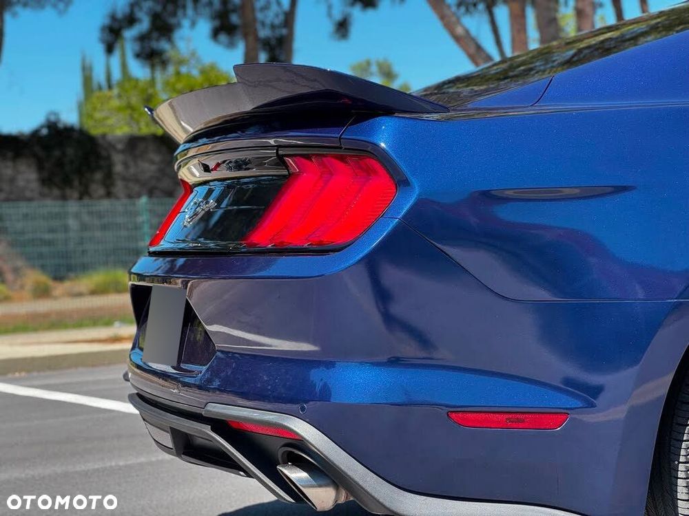 Ford Mustang - 13