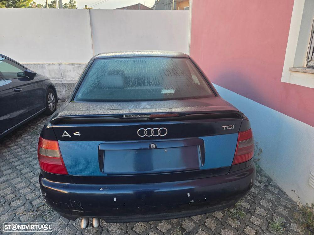 Audi A4 1.9 TDI Confort - 7