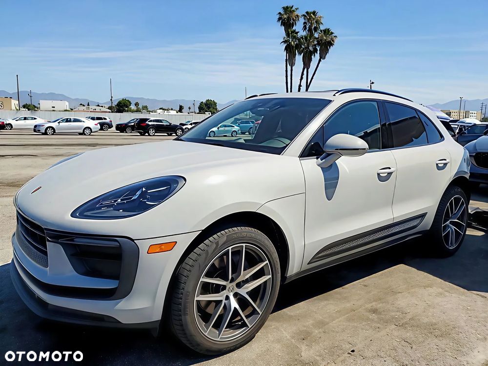 Porsche Macan - 3