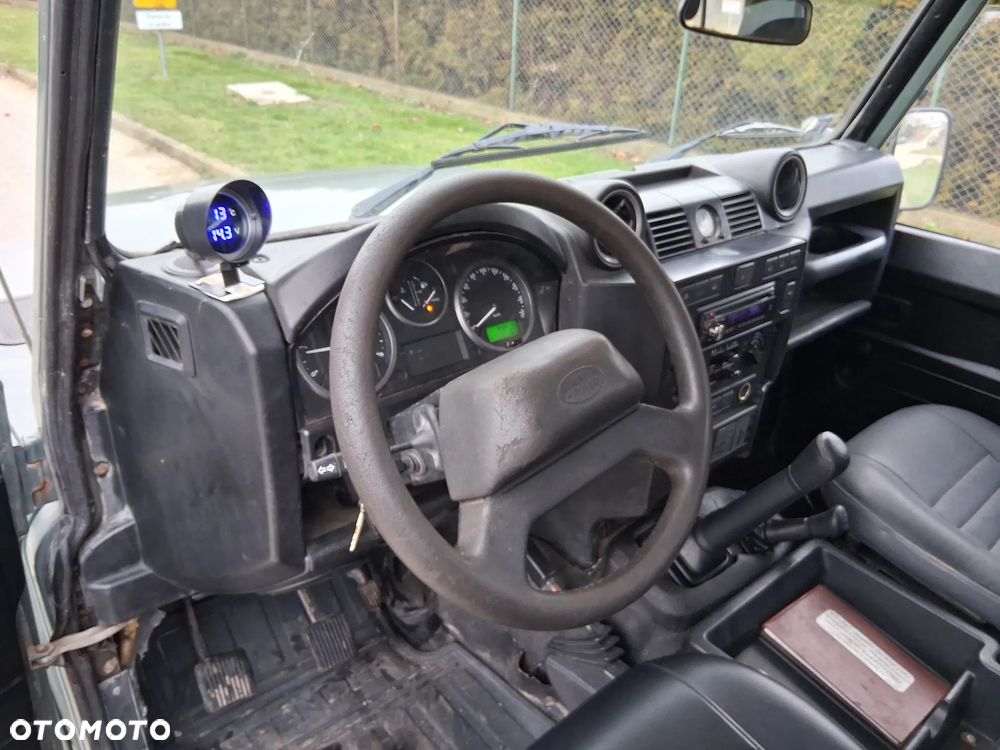 Land Rover Defender 2.4 TD4 SE - 7