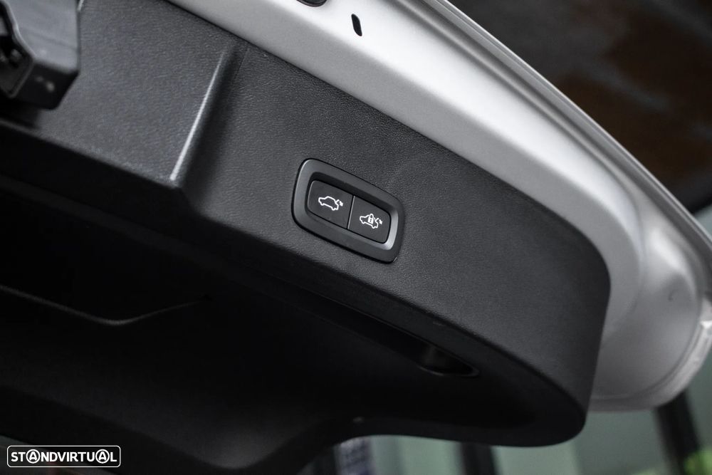 Volvo XC 40 1.5 T5 PHEV Plus Bright - 29