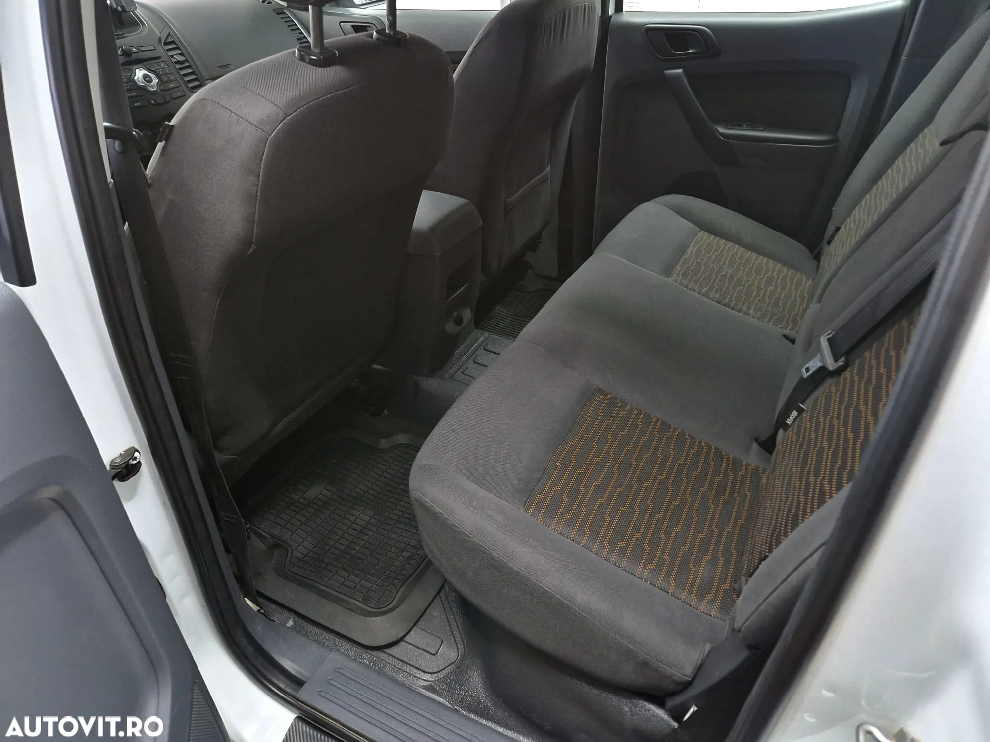 Ford Ranger Pick-Up 4x4 Cabina Dubla XLT - 18