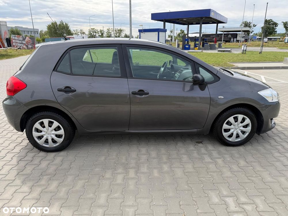 Toyota Yaris 1.0 Luna A/C - 3