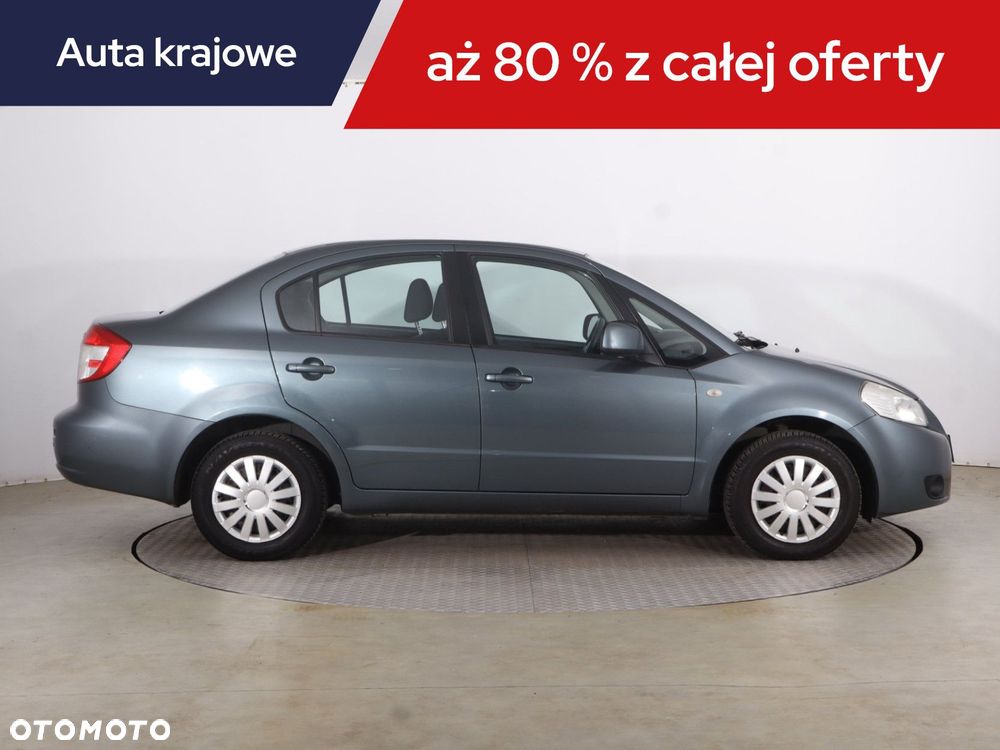 Suzuki SX4 - 8