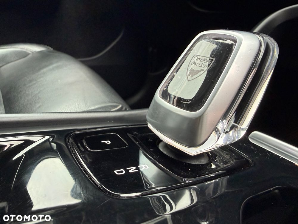 Volvo XC 40 D3 SCR Inscription - 26