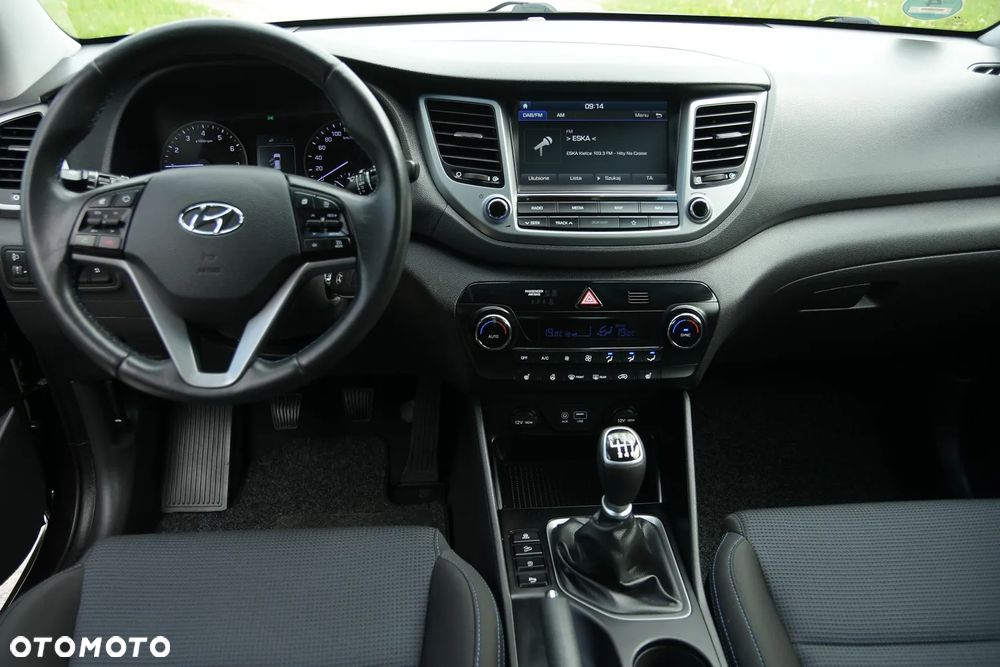 Hyundai Tucson 1.6 GDi 2WD Select - 26