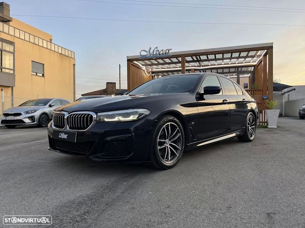 BMW 520 d Pack Desportivo M Auto - 40