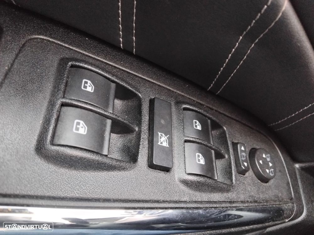 Lancia Delta 1.4 T-Jet Oro - 9