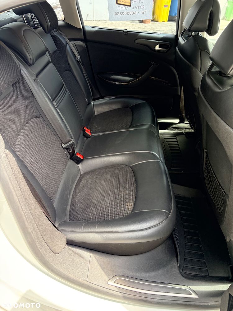 Citroën C5 2.0 HDi Exclusive - 20