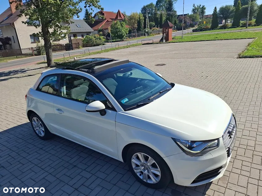 Audi A1 1.6 TDI Attraction - 2