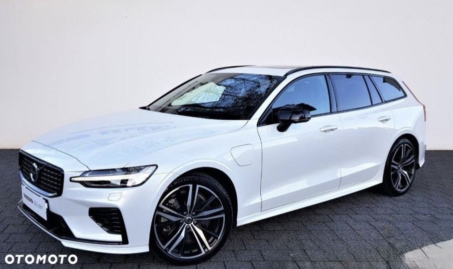 Volvo V60 T8 AWD Plug-In Hybrid Inscription - 1