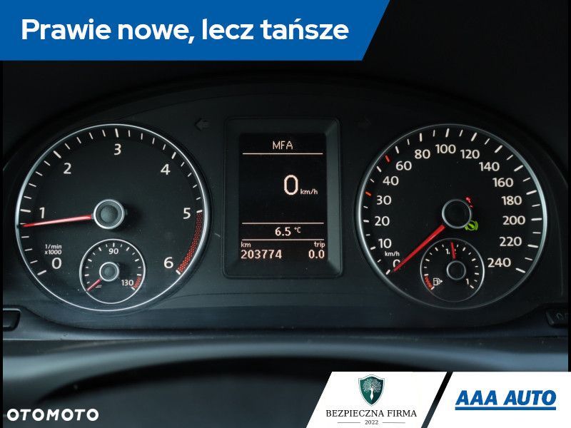 Volkswagen Touran - 13