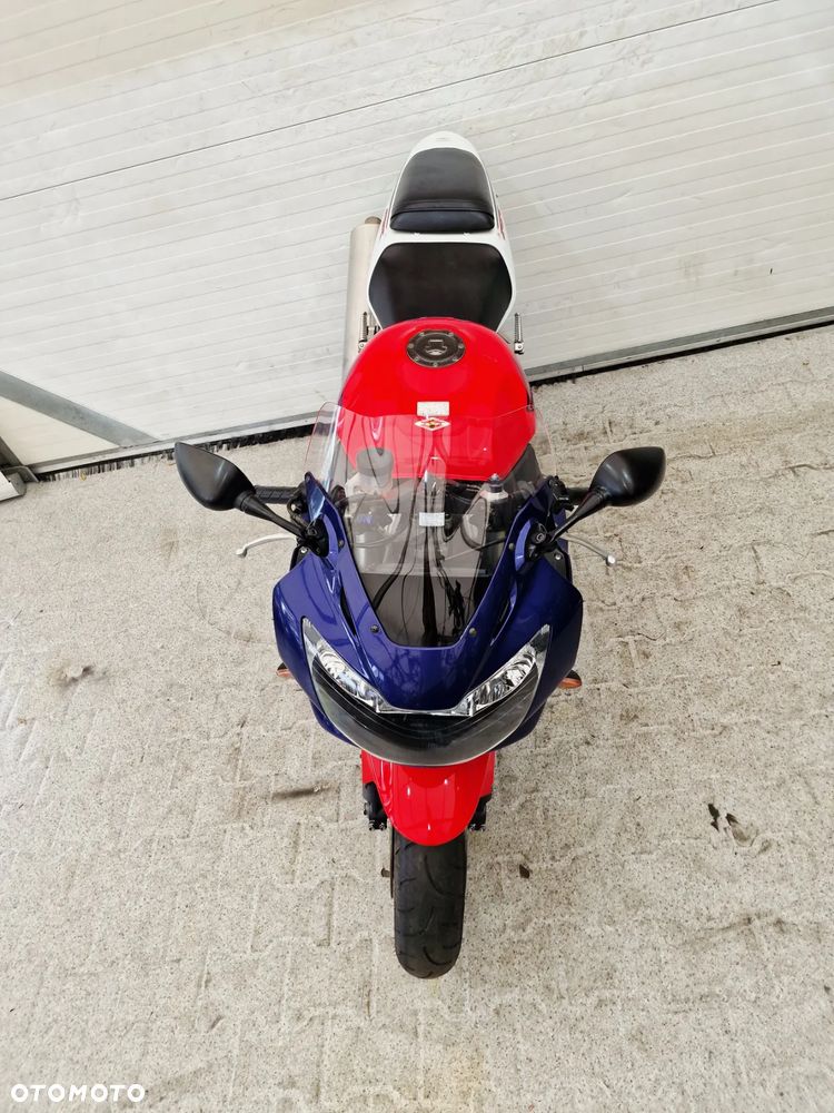 Honda CBR - 14