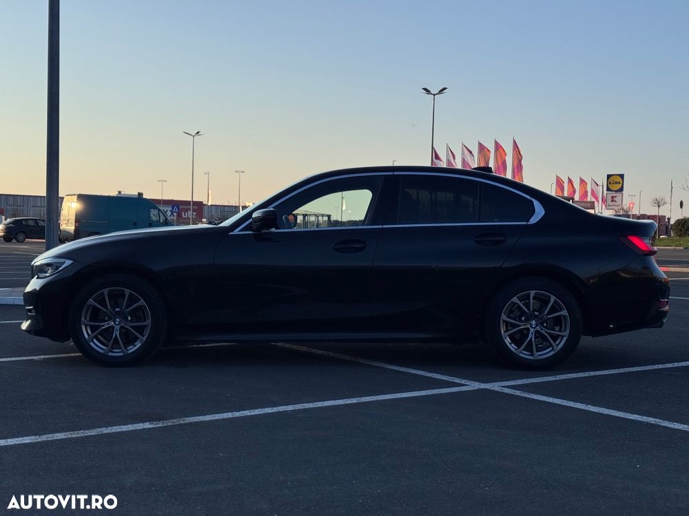 BMW Seria 3 320i Aut. Sport Line - 8