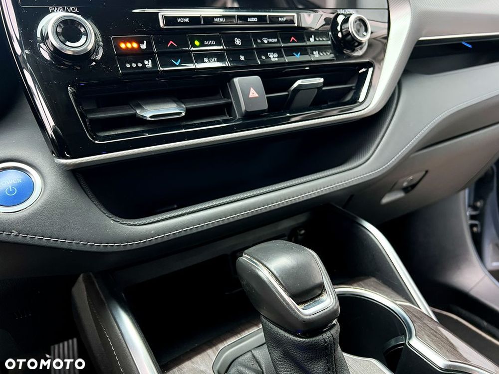 Toyota Highlander - 16