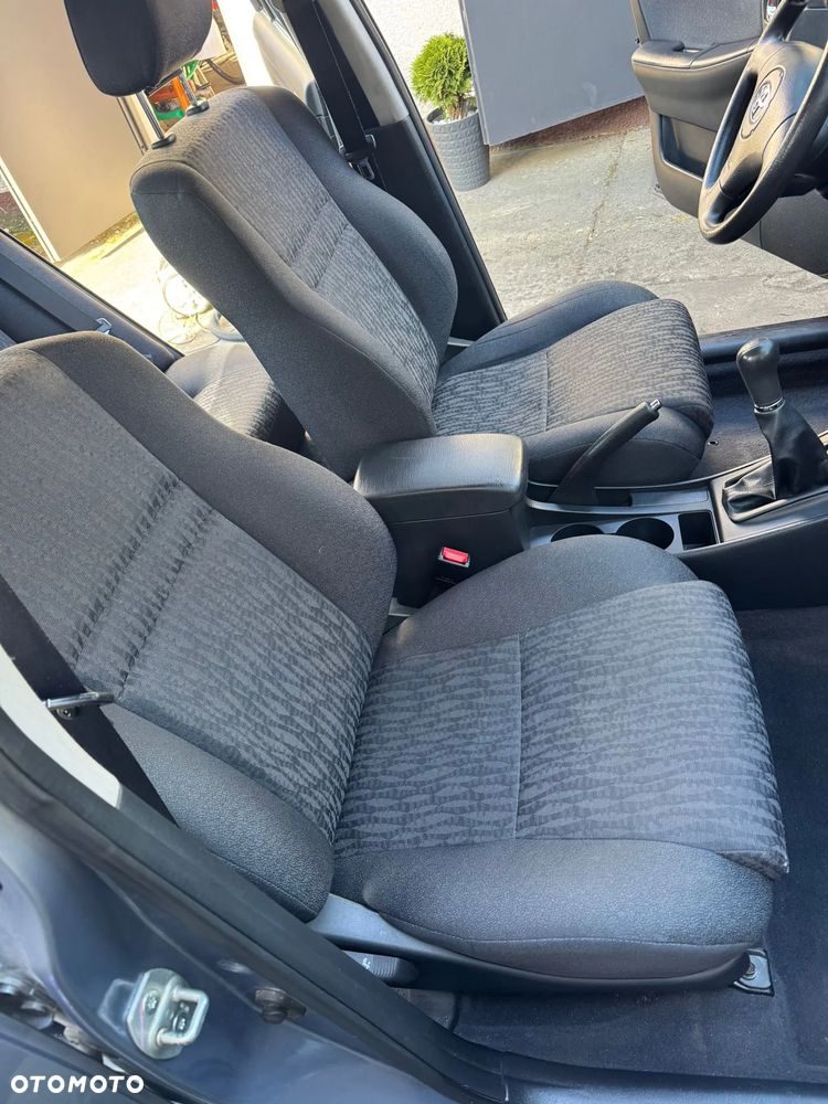 Toyota Corolla 1.4 VVT-i Base - 9