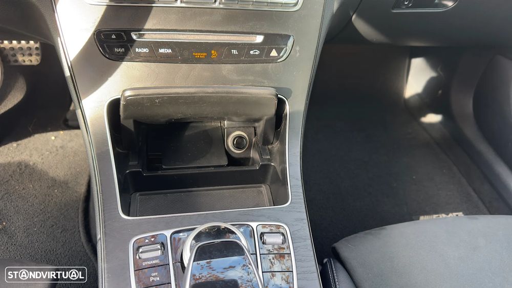 Mercedes-Benz C 220 d Coupe 9G-TRONIC AMG Line - 16