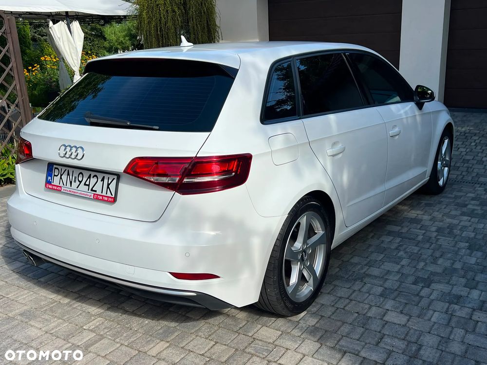 Audi A3 Sportback 2.0 TDI S tronic design - 12