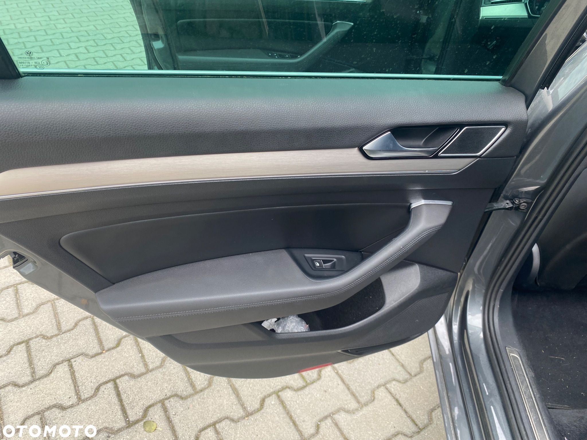 Volkswagen Passat 2.0 TDI 4Mot Elegance DSG - 19