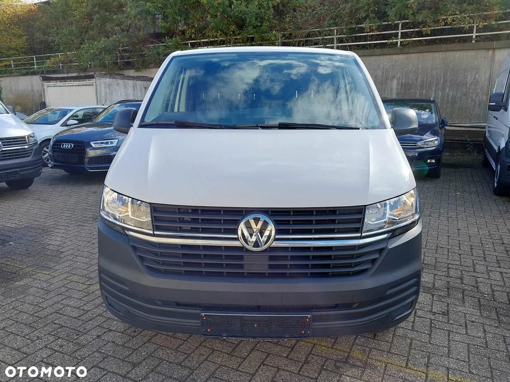 Volkswagen Transporter - 2