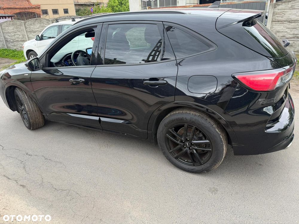 Ford Kuga 1.5 EcoBoost ST-LINE X - 16