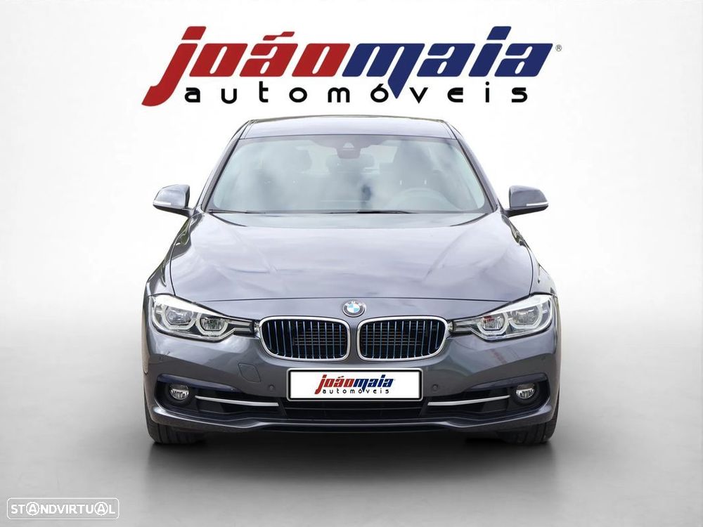 BMW 330 e iPerformance Line Sport - 4
