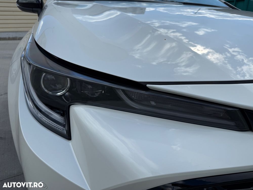 Toyota Corolla - 25