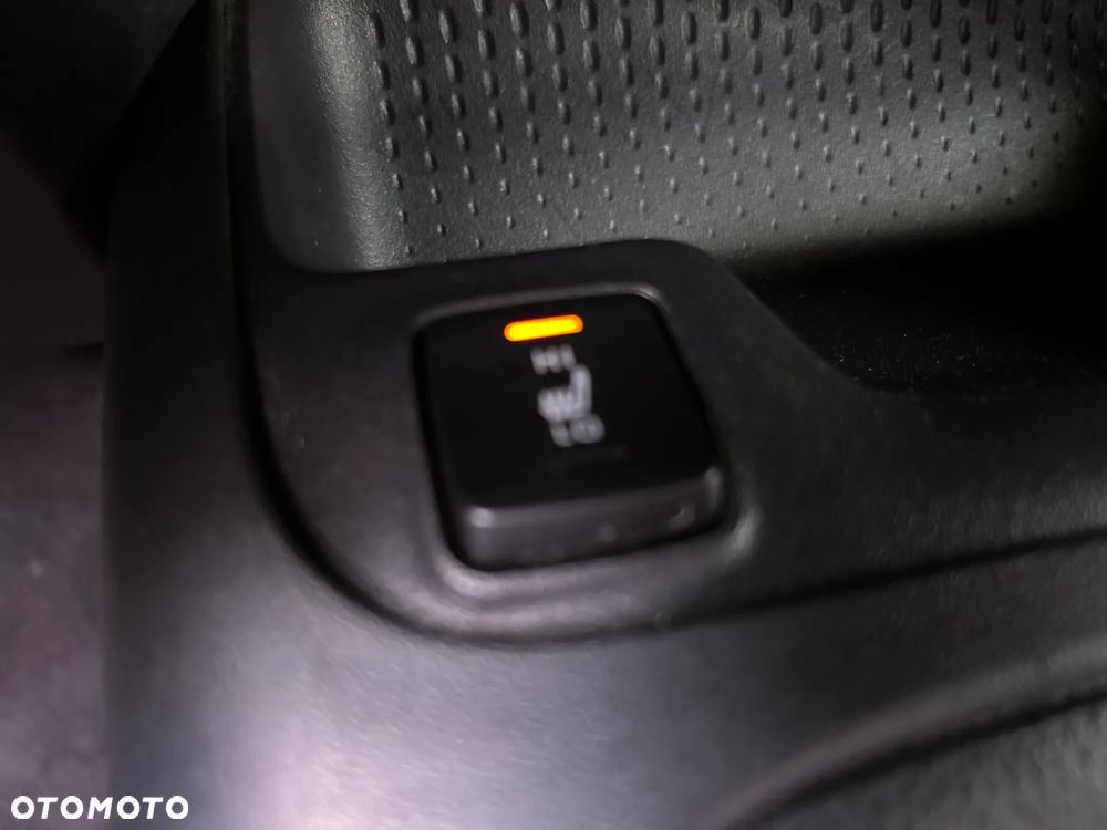 Toyota Corolla - 26