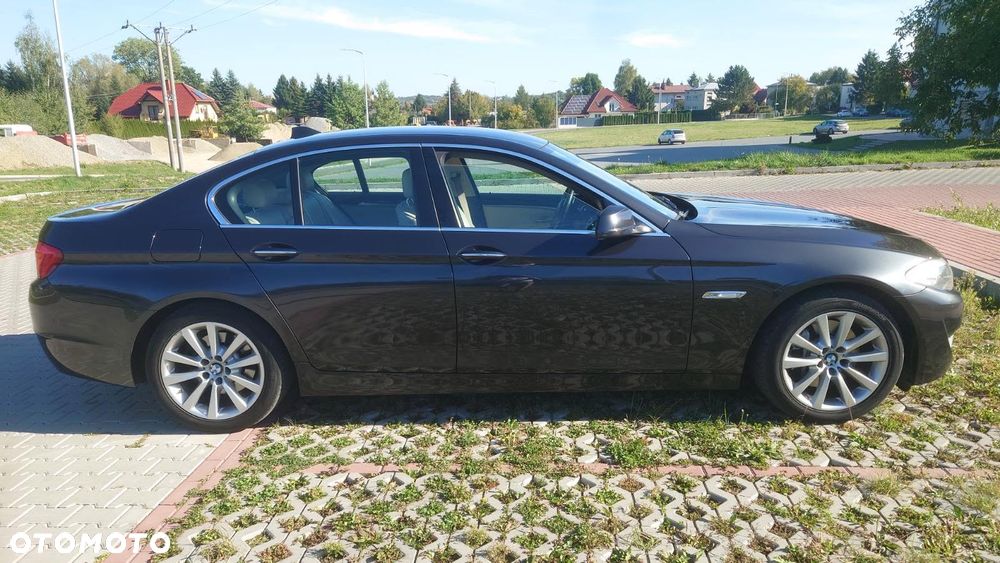 BMW 5 Series 2013 photo 4