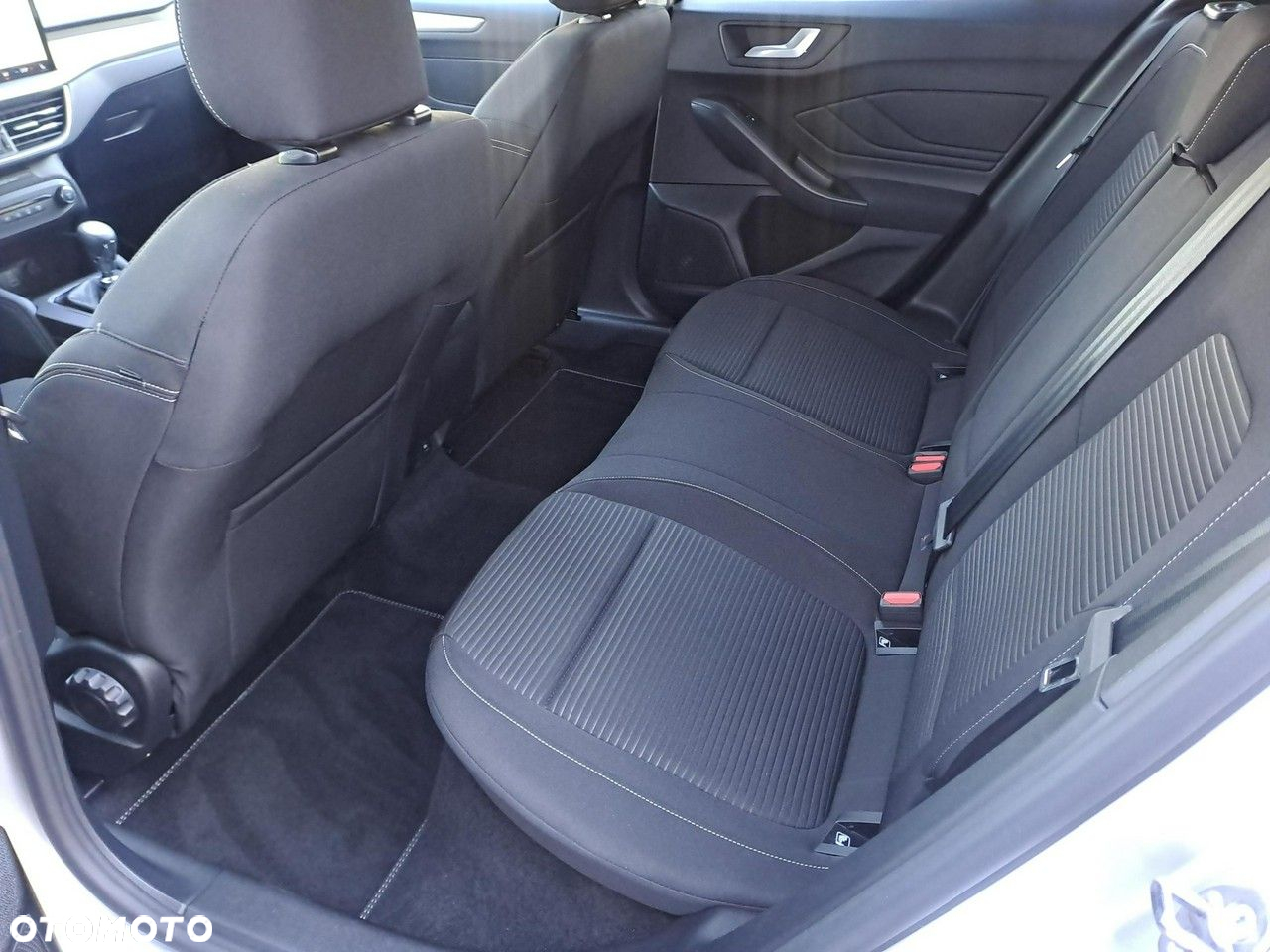 Ford Focus 1.0 EcoBoost mHEV Titanium - 10