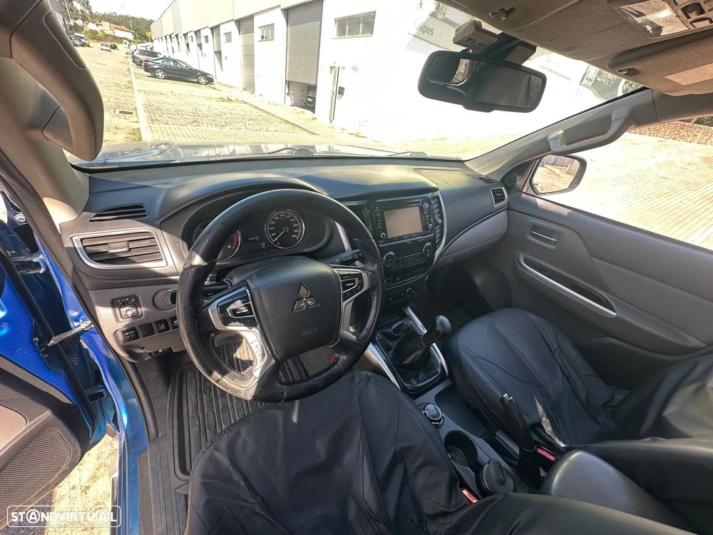 Mitsubishi L200 - 13