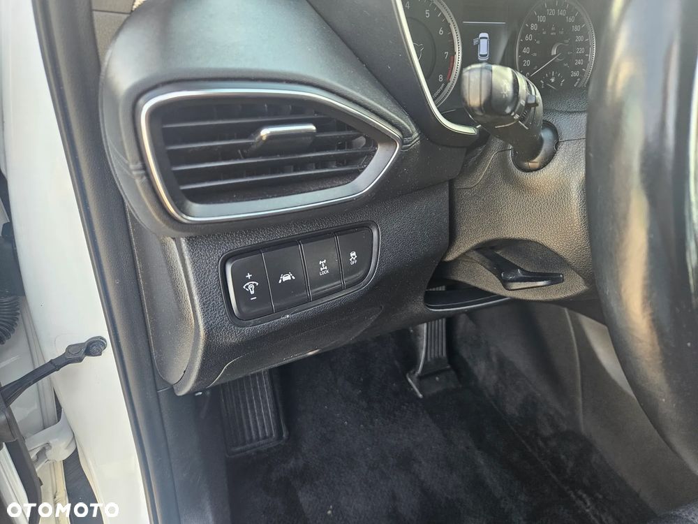 Hyundai Santa Fe - 11