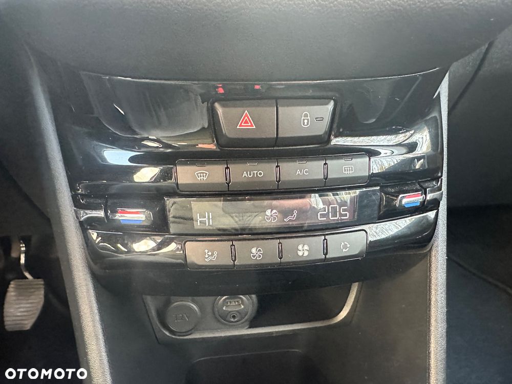 Peugeot 208 95 VTI Active - 27