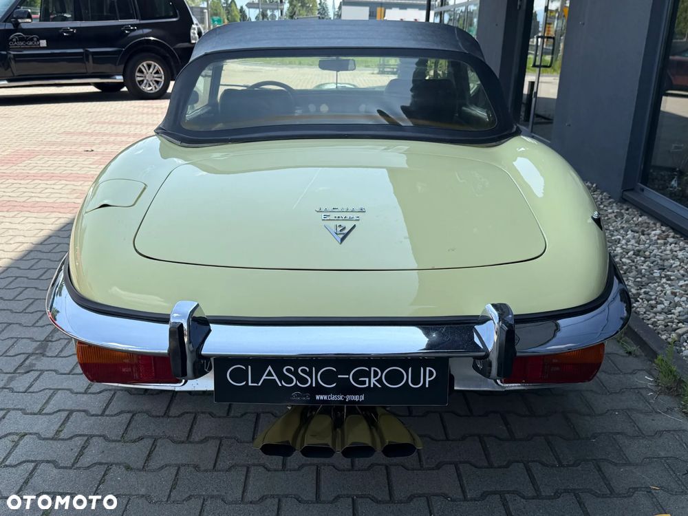 Jaguar E-Type - 5