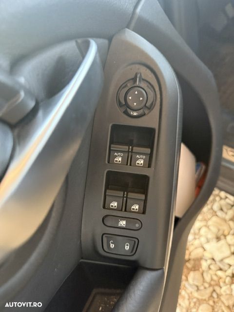 Fiat 500X 1.3l FIREFLY DDCT FWD City Cross - 8