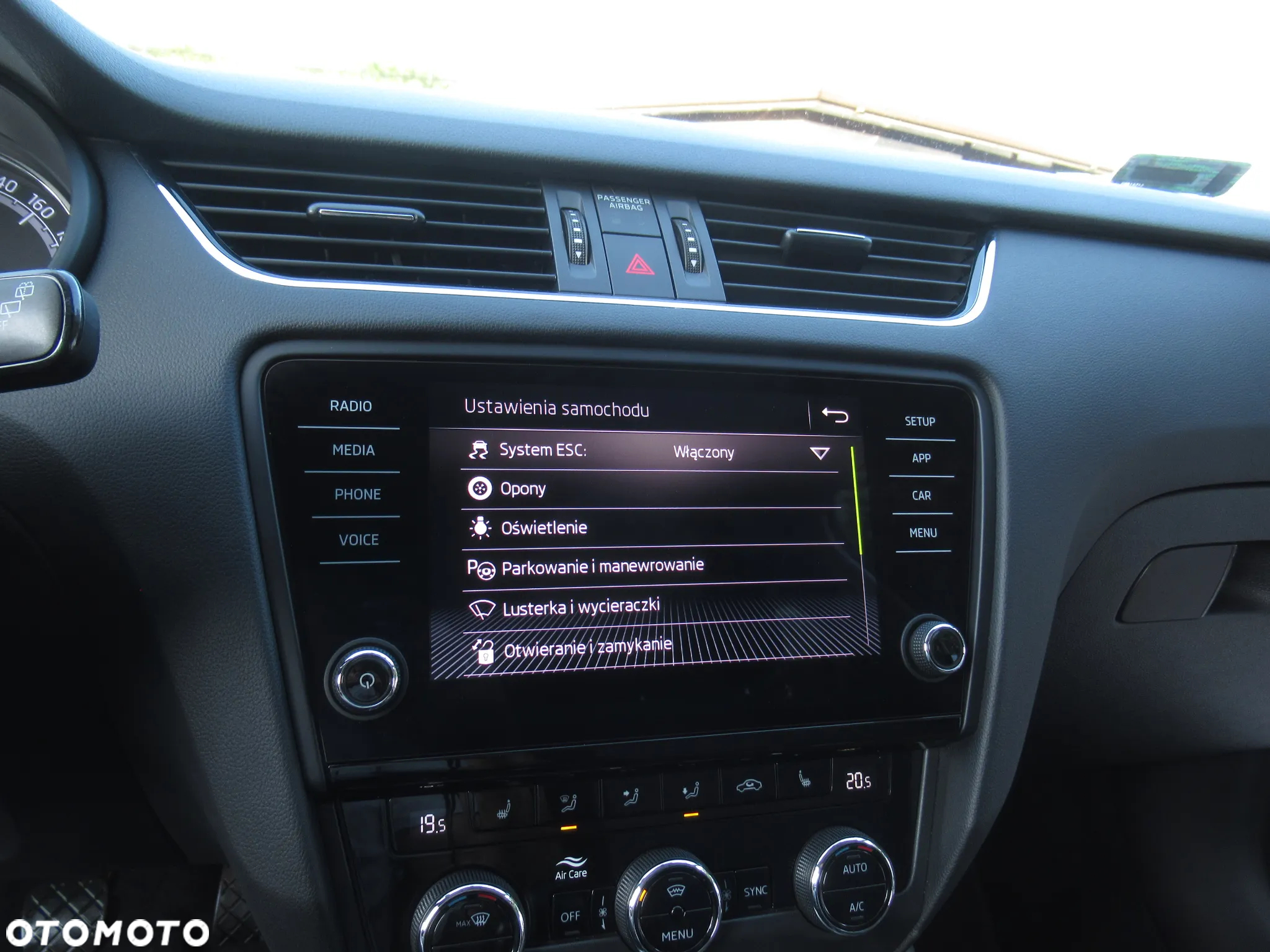 Skoda Octavia 1.5 TSI ACT Ambition - 23
