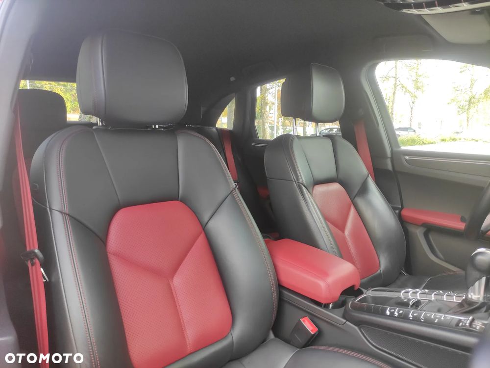 Porsche Macan - 21