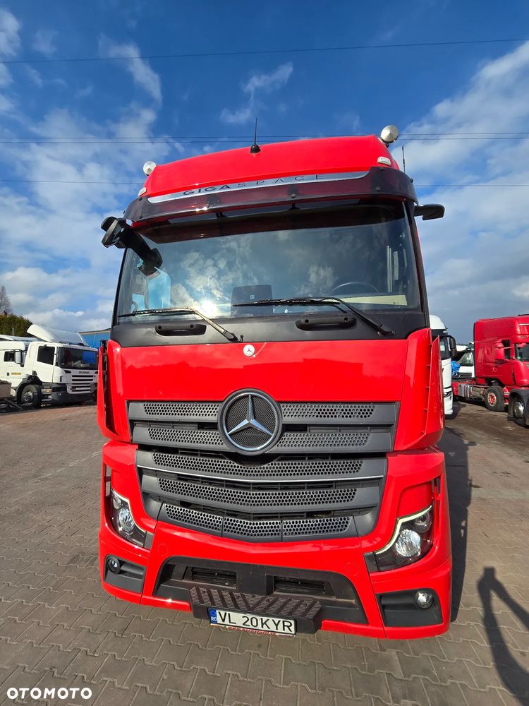 Mercedes-Benz ACTROS 1845 MP 5 GIGASPACE MEGA - 2
